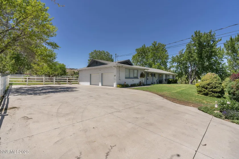 8355 Lakeside, Reno, Nevada 89511, 3 Bedrooms Bedrooms, ,4 BathroomsBathrooms,Residential,Residential,Lakeside,260000099