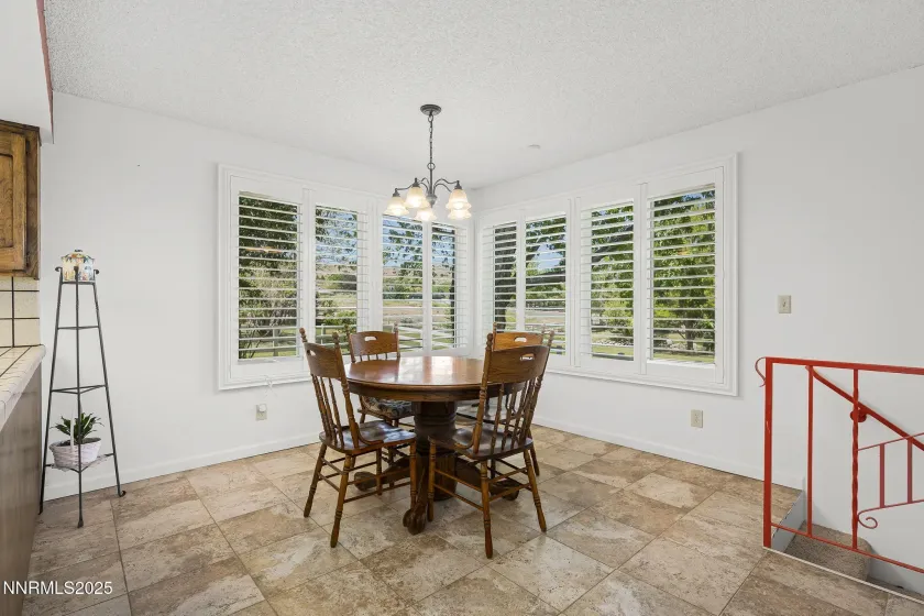 8355 Lakeside, Reno, Nevada 89511, 3 Bedrooms Bedrooms, ,4 BathroomsBathrooms,Residential,Residential,Lakeside,260000099