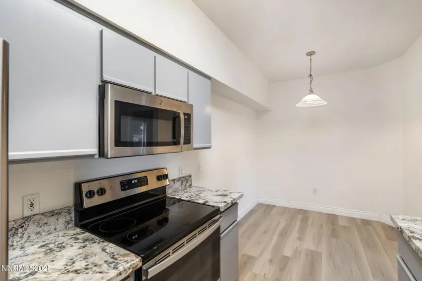 6850 Sharlands, Reno, Nevada 89523, 3 Bedrooms Bedrooms, ,2 BathroomsBathrooms,Residential,Residential,Sharlands,260000103