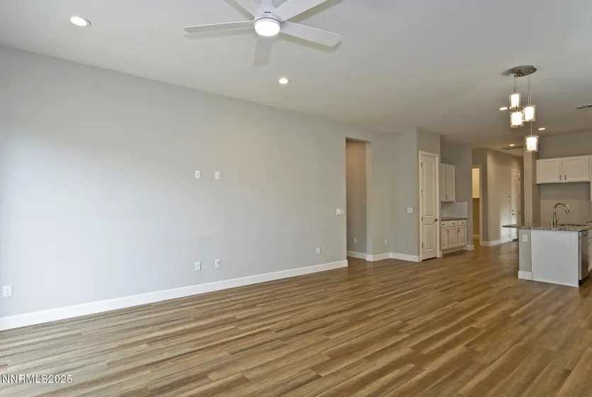 7761 Boulder Falls, Sparks, Nevada 89436, 3 Bedrooms Bedrooms, ,3 BathroomsBathrooms,Residential,Residential,Boulder Falls,260000109