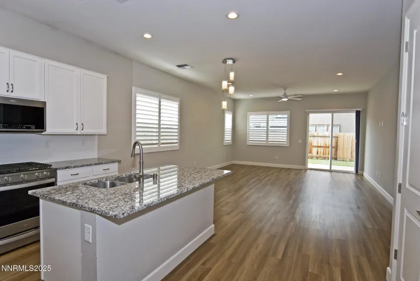 7761 Boulder Falls, Sparks, Nevada 89436, 3 Bedrooms Bedrooms, ,3 BathroomsBathrooms,Residential,Residential,Boulder Falls,260000109