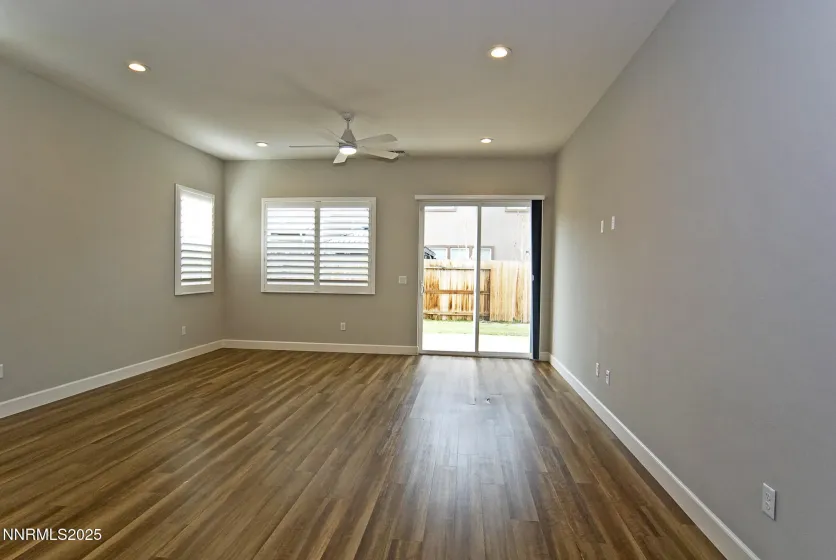 7761 Boulder Falls, Sparks, Nevada 89436, 3 Bedrooms Bedrooms, ,3 BathroomsBathrooms,Residential,Residential,Boulder Falls,260000109