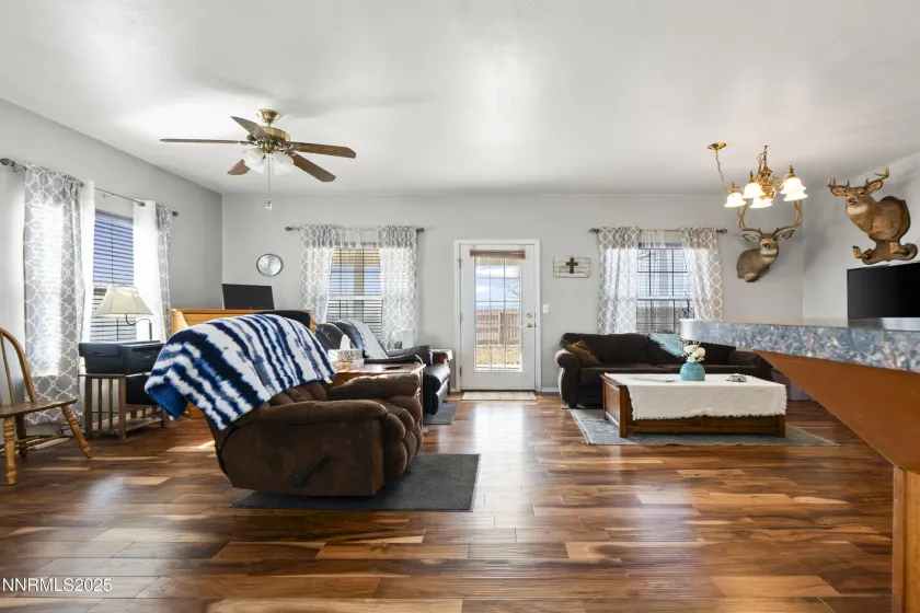 6990 Airport, Winnemucca, Nevada 89445, 3 Bedrooms Bedrooms, ,2 BathroomsBathrooms,Residential,Residential,Airport,260000117