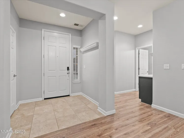 1056 Crown View, Reno, Nevada 89523, 3 Bedrooms Bedrooms, ,2 BathroomsBathrooms,Residential,Residential,Crown View,260000119