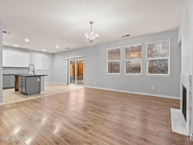 1056 Crown View, Reno, Nevada 89523, 3 Bedrooms Bedrooms, ,2 BathroomsBathrooms,Residential,Residential,Crown View,260000119