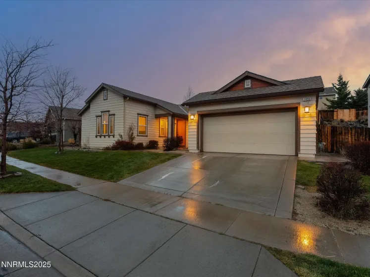 1056 Crown View, Reno, Nevada 89523, 3 Bedrooms Bedrooms, ,2 BathroomsBathrooms,Residential,Residential,Crown View,260000119