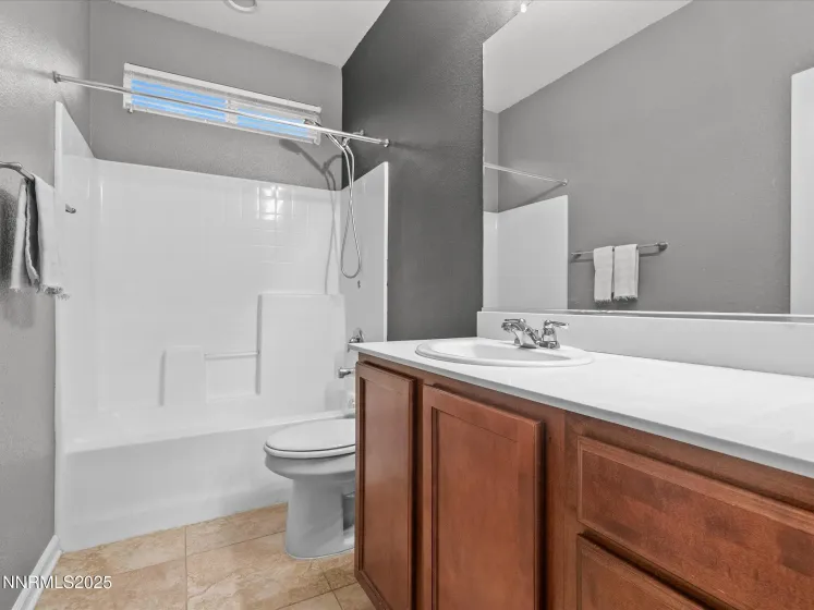 1056 Crown View, Reno, Nevada 89523, 3 Bedrooms Bedrooms, ,2 BathroomsBathrooms,Residential,Residential,Crown View,260000119