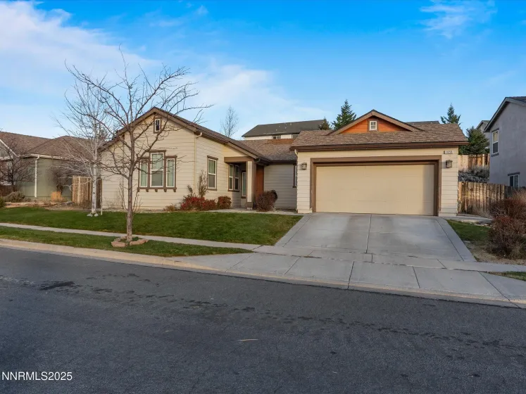 1056 Crown View, Reno, Nevada 89523, 3 Bedrooms Bedrooms, ,2 BathroomsBathrooms,Residential,Residential,Crown View,260000119
