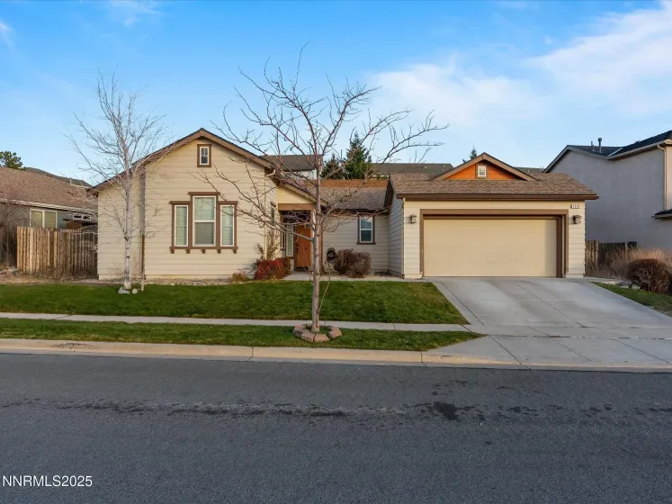 1056 Crown View, Reno, Nevada 89523, 3 Bedrooms Bedrooms, ,2 BathroomsBathrooms,Residential,Residential,Crown View,260000119