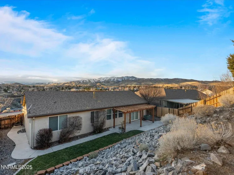 1056 Crown View, Reno, Nevada 89523, 3 Bedrooms Bedrooms, ,2 BathroomsBathrooms,Residential,Residential,Crown View,260000119