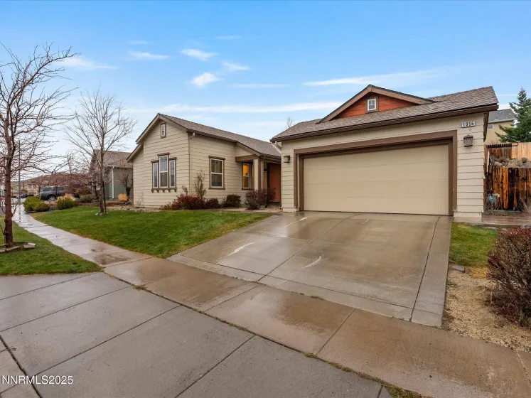 1056 Crown View, Reno, Nevada 89523, 3 Bedrooms Bedrooms, ,2 BathroomsBathrooms,Residential,Residential,Crown View,260000119