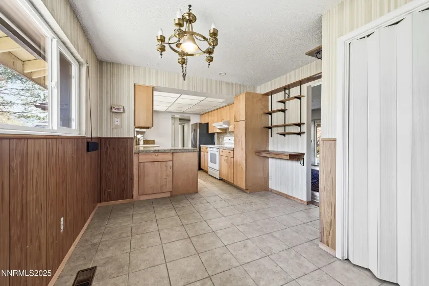 14535 Seminole, Reno, Nevada 89521, 4 Bedrooms Bedrooms, ,2 BathroomsBathrooms,Residential,Residential,Seminole,260000118