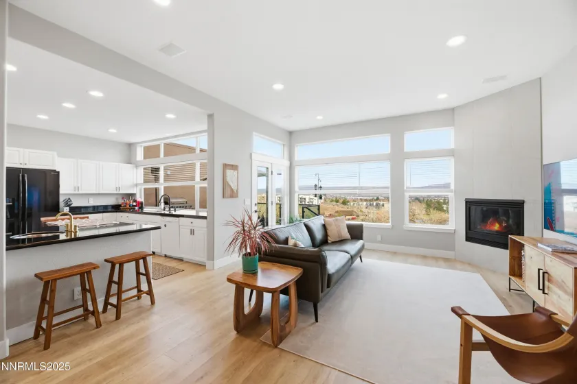 2648 Edgerock, Reno, Nevada 89519, 3 Bedrooms Bedrooms, ,3 BathroomsBathrooms,Residential,Residential,Edgerock,260000131