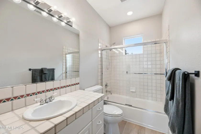 2648 Edgerock, Reno, Nevada 89519, 3 Bedrooms Bedrooms, ,3 BathroomsBathrooms,Residential,Residential,Edgerock,260000131