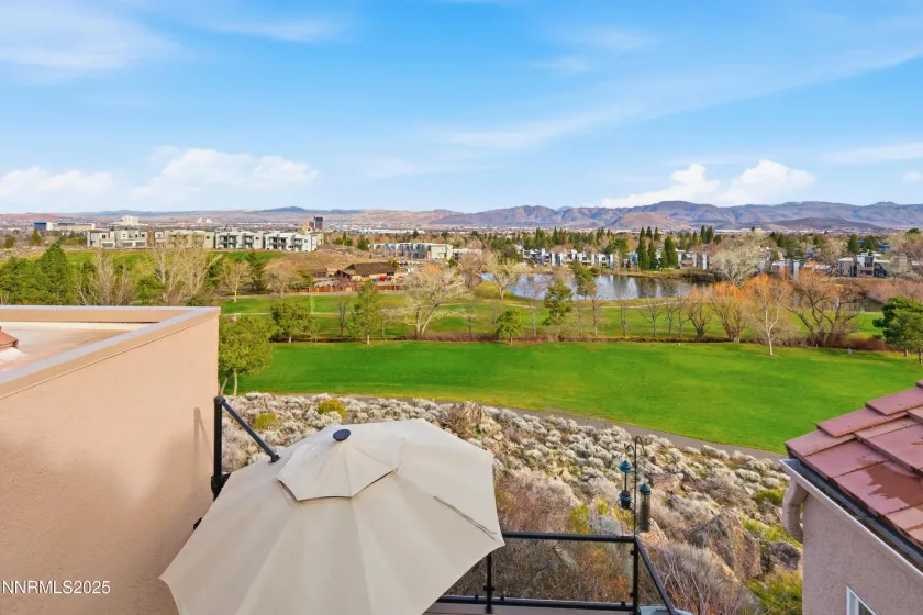 2648 Edgerock, Reno, Nevada 89519, 3 Bedrooms Bedrooms, ,3 BathroomsBathrooms,Residential,Residential,Edgerock,260000131