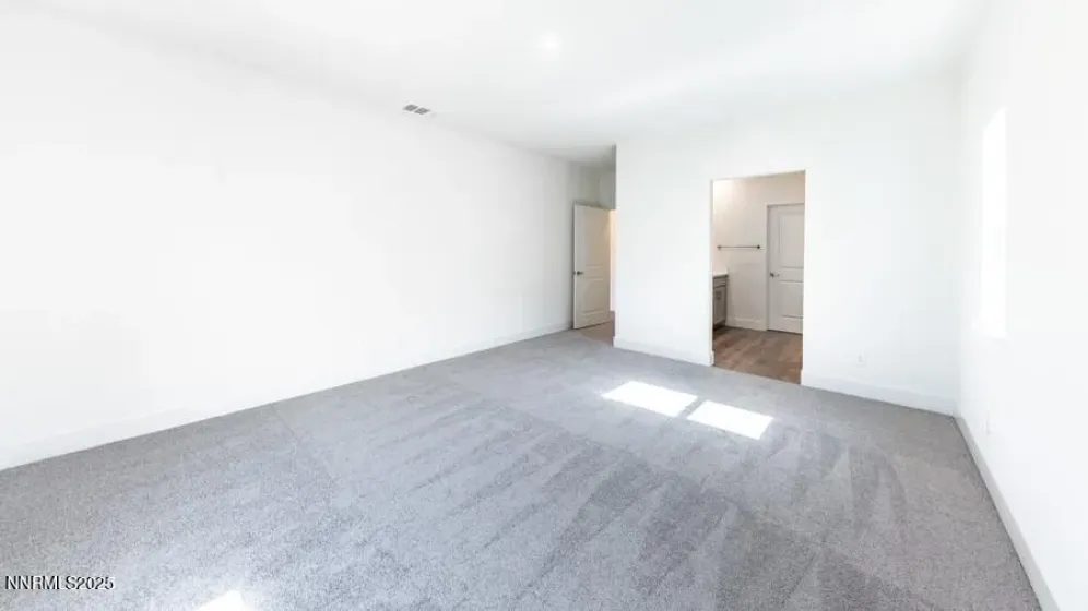 527 Radiant, Carson City, Nevada 89705, 3 Bedrooms Bedrooms, ,2 BathroomsBathrooms,Residential,Residential,Radiant,260000132