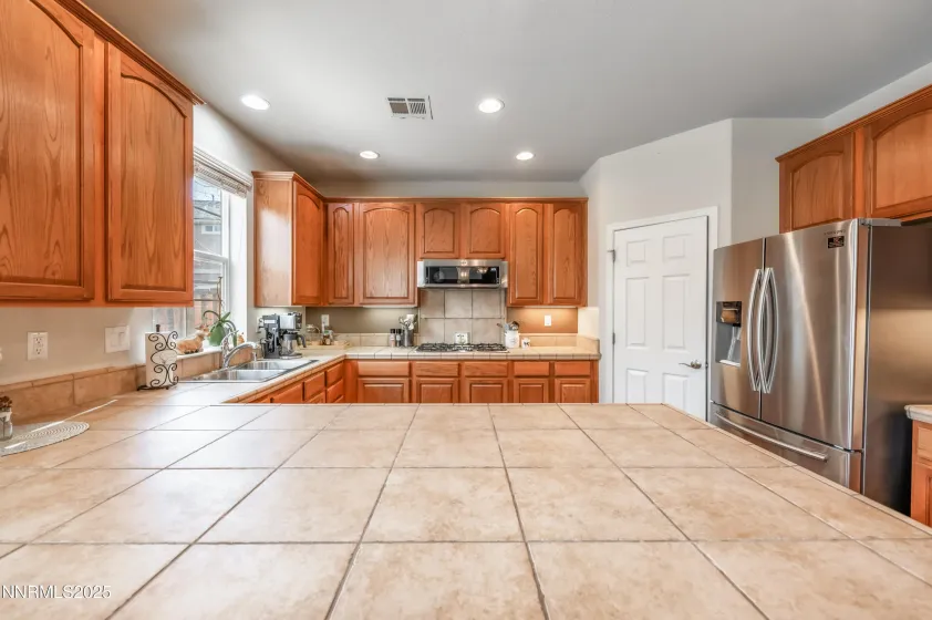 6472 Marissa Anne, Sparks, Nevada 89436, 5 Bedrooms Bedrooms, ,3 BathroomsBathrooms,Residential,Residential,Marissa Anne,260000136