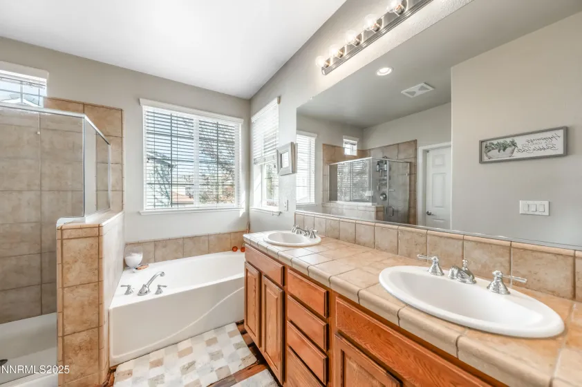 6472 Marissa Anne, Sparks, Nevada 89436, 5 Bedrooms Bedrooms, ,3 BathroomsBathrooms,Residential,Residential,Marissa Anne,260000136