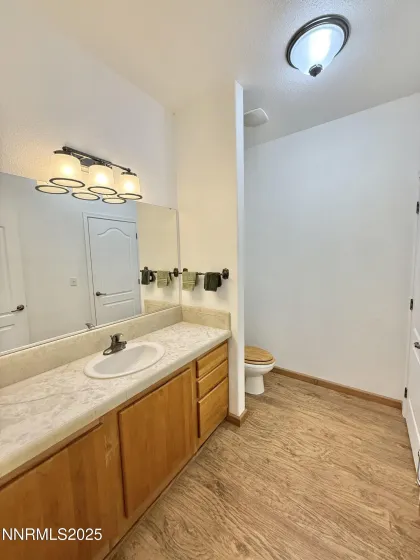 Main bathroom