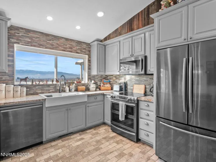 1733 Golddust, Sparks, Nevada 89436, 4 Bedrooms Bedrooms, ,3 BathroomsBathrooms,Residential,Residential,Golddust,260000137