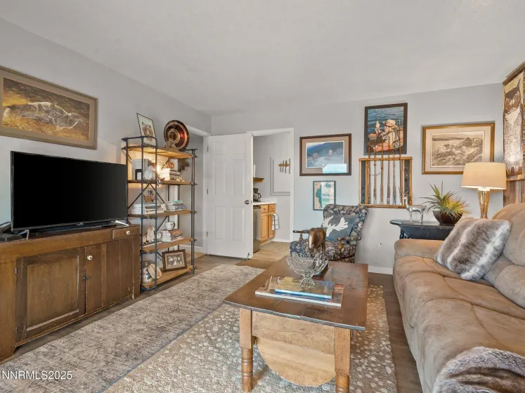 1733 Golddust, Sparks, Nevada 89436, 4 Bedrooms Bedrooms, ,3 BathroomsBathrooms,Residential,Residential,Golddust,260000137