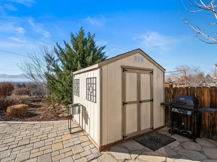 1733 Golddust, Sparks, Nevada 89436, 4 Bedrooms Bedrooms, ,3 BathroomsBathrooms,Residential,Residential,Golddust,260000137