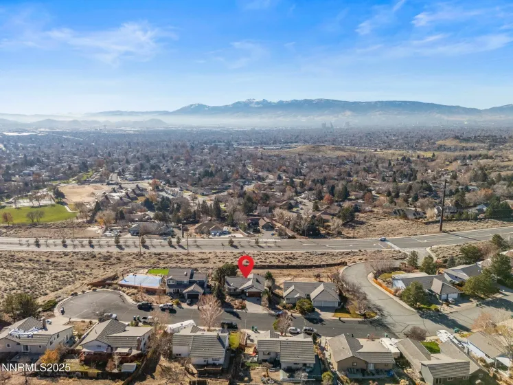 1733 Golddust, Sparks, Nevada 89436, 4 Bedrooms Bedrooms, ,3 BathroomsBathrooms,Residential,Residential,Golddust,260000137