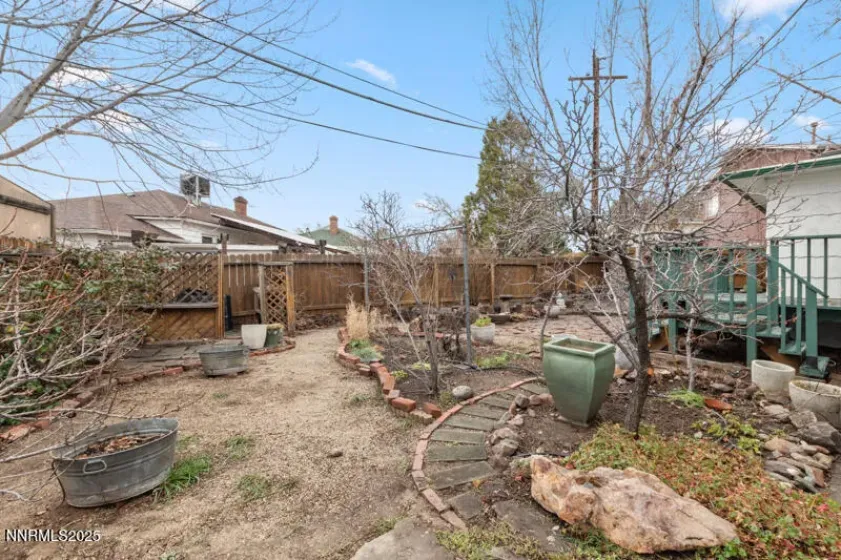 1606 Knoll, Reno, Nevada 89509, 3 Bedrooms Bedrooms, ,2 BathroomsBathrooms,Residential,Residential,Knoll,260000138