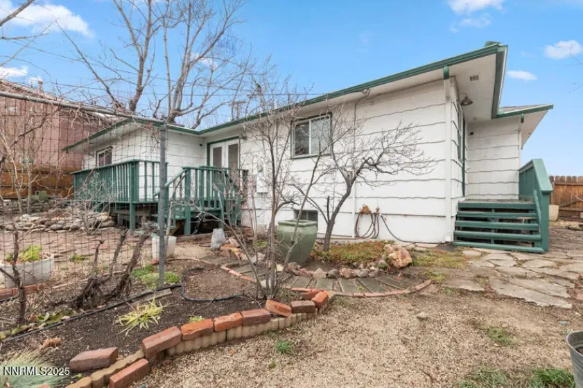 1606 Knoll, Reno, Nevada 89509, 3 Bedrooms Bedrooms, ,2 BathroomsBathrooms,Residential,Residential,Knoll,260000138