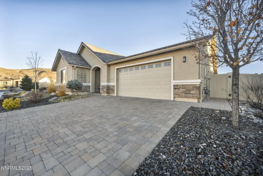 408 Cherry Blossom, Reno, Nevada 89521, 3 Bedrooms Bedrooms, ,2 BathroomsBathrooms,Residential,Residential,Cherry Blossom,260000140