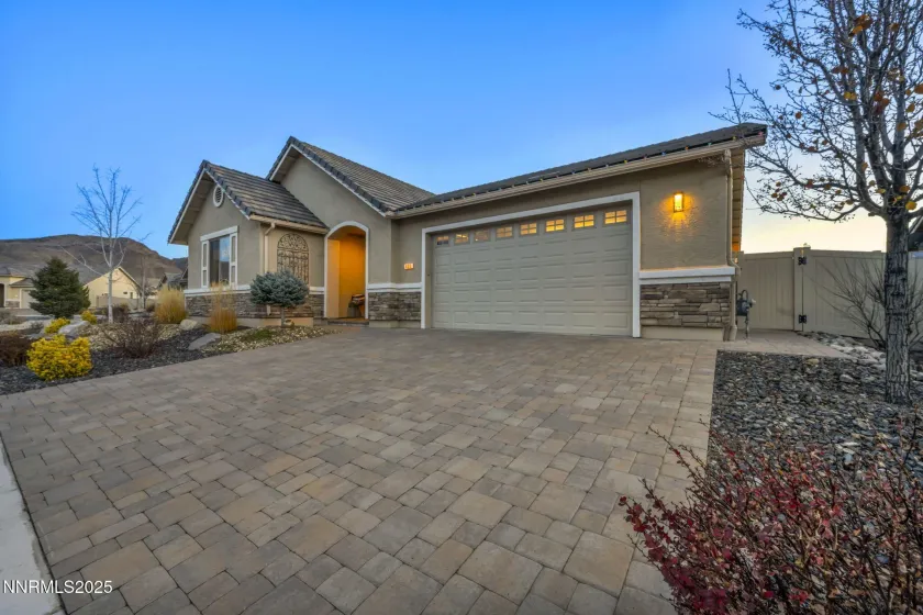 408 Cherry Blossom, Reno, Nevada 89521, 3 Bedrooms Bedrooms, ,2 BathroomsBathrooms,Residential,Residential,Cherry Blossom,260000140