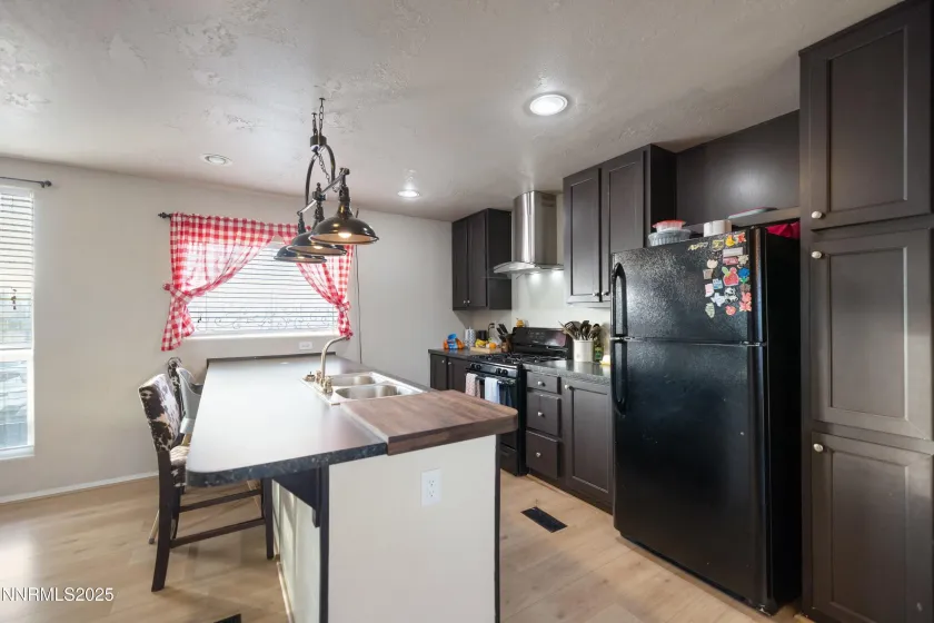 5700 Apache, Stagecoach, Nevada 89429, 4 Bedrooms Bedrooms, ,2 BathroomsBathrooms,Residential,Residential,Apache,260000142