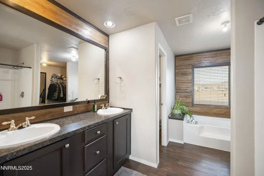 5700 Apache, Stagecoach, Nevada 89429, 4 Bedrooms Bedrooms, ,2 BathroomsBathrooms,Residential,Residential,Apache,260000142