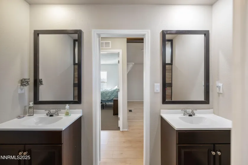 5700 Apache, Stagecoach, Nevada 89429, 4 Bedrooms Bedrooms, ,2 BathroomsBathrooms,Residential,Residential,Apache,260000142