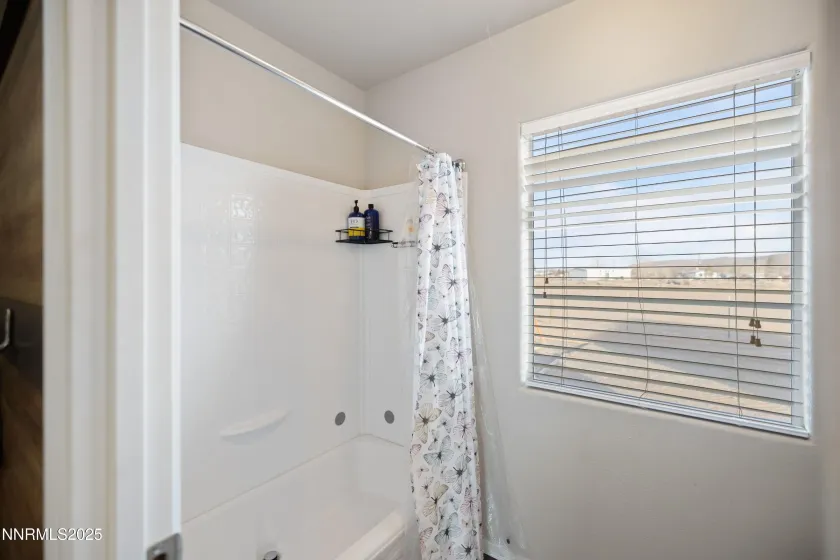 5700 Apache, Stagecoach, Nevada 89429, 4 Bedrooms Bedrooms, ,2 BathroomsBathrooms,Residential,Residential,Apache,260000142