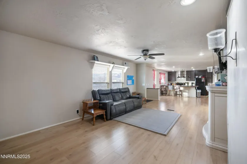 5700 Apache, Stagecoach, Nevada 89429, 4 Bedrooms Bedrooms, ,2 BathroomsBathrooms,Residential,Residential,Apache,260000142