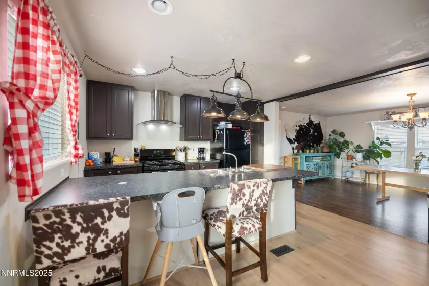 5700 Apache, Stagecoach, Nevada 89429, 4 Bedrooms Bedrooms, ,2 BathroomsBathrooms,Residential,Residential,Apache,260000142