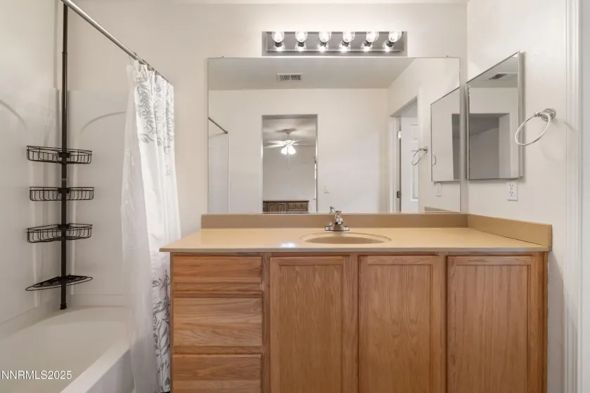 9294 Lone Wolf, Reno, Nevada 89506, 3 Bedrooms Bedrooms, ,3 BathroomsBathrooms,Residential,Residential,Lone Wolf,260000144