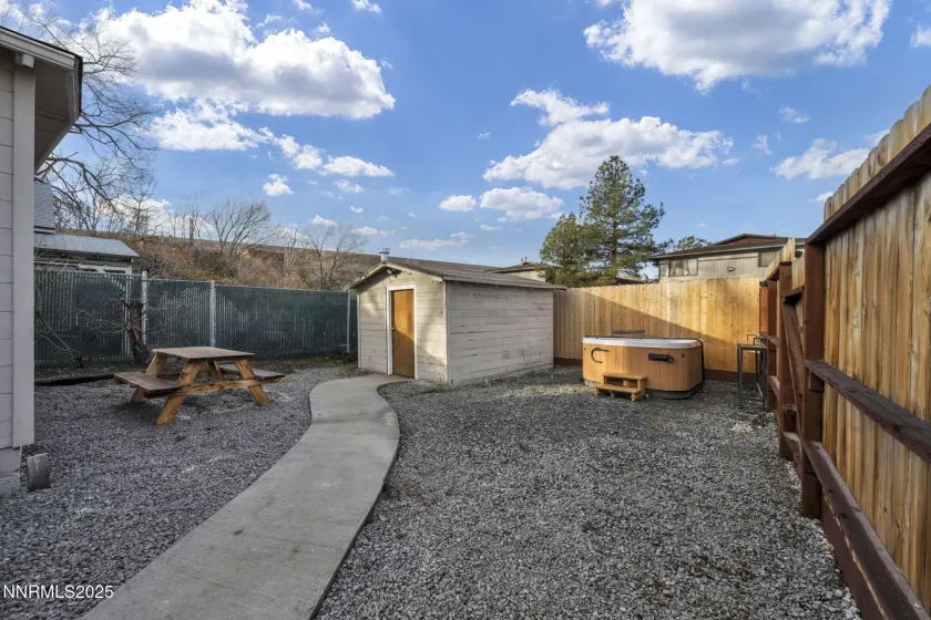 459 Field, Sparks, Nevada 89431, 2 Bedrooms Bedrooms, ,1 BathroomBathrooms,Residential,Residential,Field,260000151