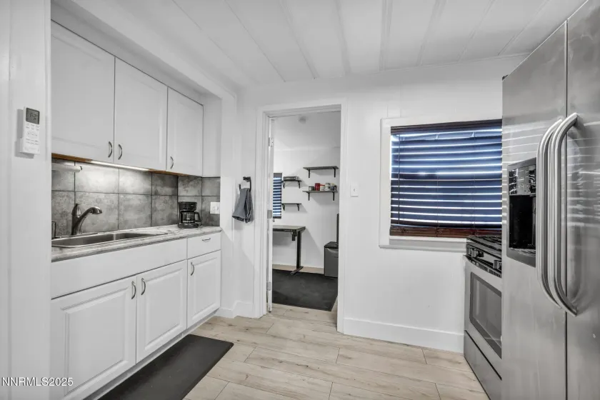 459 Field, Sparks, Nevada 89431, 2 Bedrooms Bedrooms, ,1 BathroomBathrooms,Residential,Residential,Field,260000151