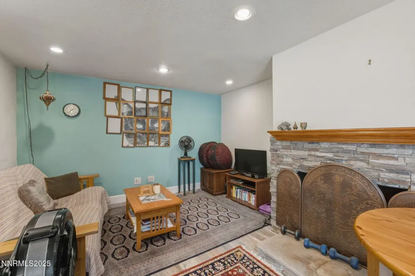 2050 Humboldt, Reno, Nevada 89509, 4 Bedrooms Bedrooms, ,3 BathroomsBathrooms,Residential,Residential,Humboldt,260000159