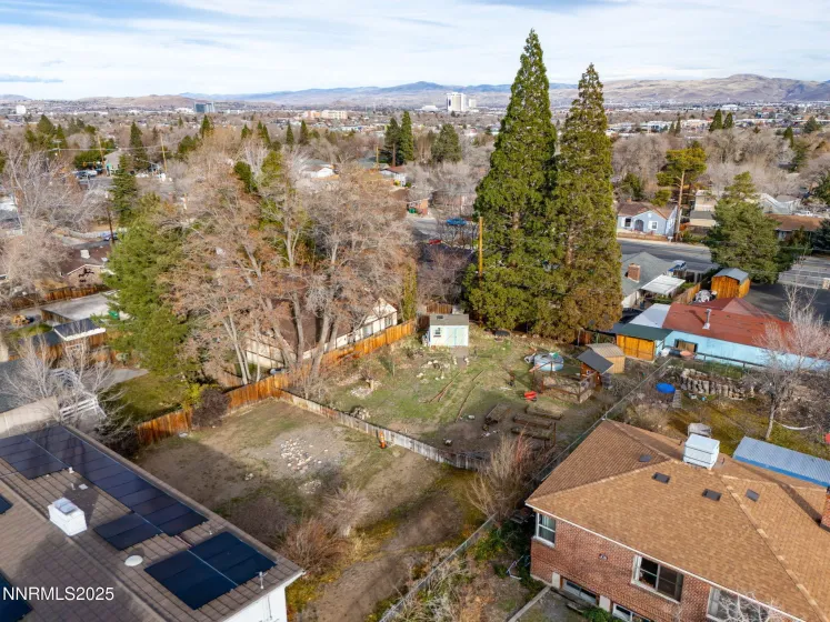 2050 Humboldt, Reno, Nevada 89509, 4 Bedrooms Bedrooms, ,3 BathroomsBathrooms,Residential,Residential,Humboldt,260000159