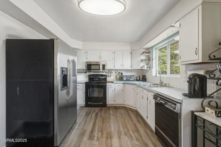 2050 Humboldt, Reno, Nevada 89509, 4 Bedrooms Bedrooms, ,3 BathroomsBathrooms,Residential,Residential,Humboldt,260000159