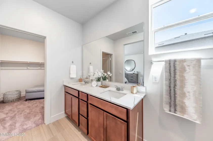 725 Sun Mesa, Sun Valley, Nevada 89433, 3 Bedrooms Bedrooms, ,2 BathroomsBathrooms,Residential,Residential,Sun Mesa,260000166