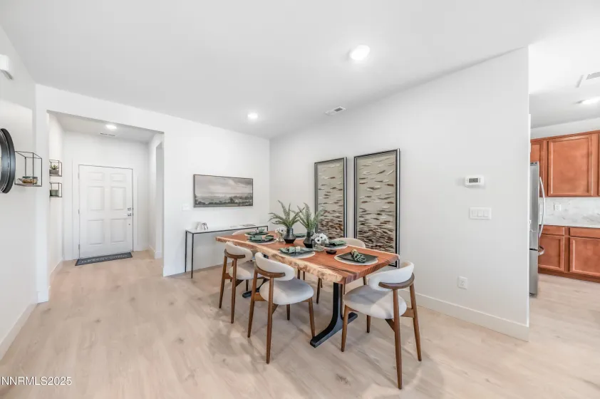 725 Sun Mesa, Sun Valley, Nevada 89433, 3 Bedrooms Bedrooms, ,2 BathroomsBathrooms,Residential,Residential,Sun Mesa,260000166