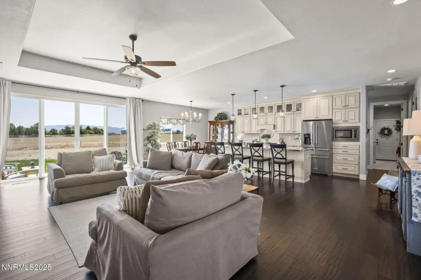 390 Angelina, Wellington, Nevada 89444, 4 Bedrooms Bedrooms, ,3 BathroomsBathrooms,Residential,Residential,Angelina,260000170