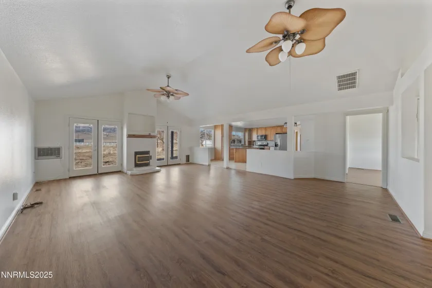 190 James, Dayton, Nevada 89403, 4 Bedrooms Bedrooms, ,3 BathroomsBathrooms,Residential,Residential,James,260000174