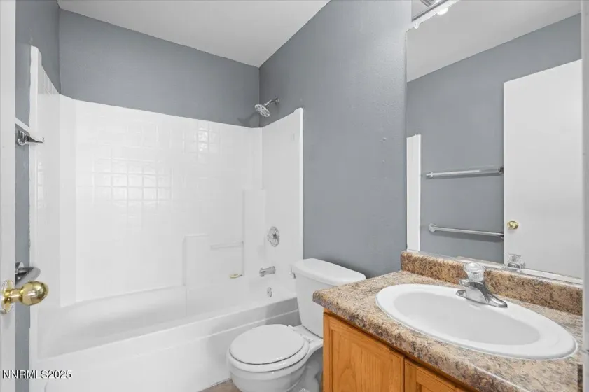 7771 Mariner Cove, Reno, Nevada 89506, 3 Bedrooms Bedrooms, ,2 BathroomsBathrooms,Residential,Residential,Mariner Cove,260000179