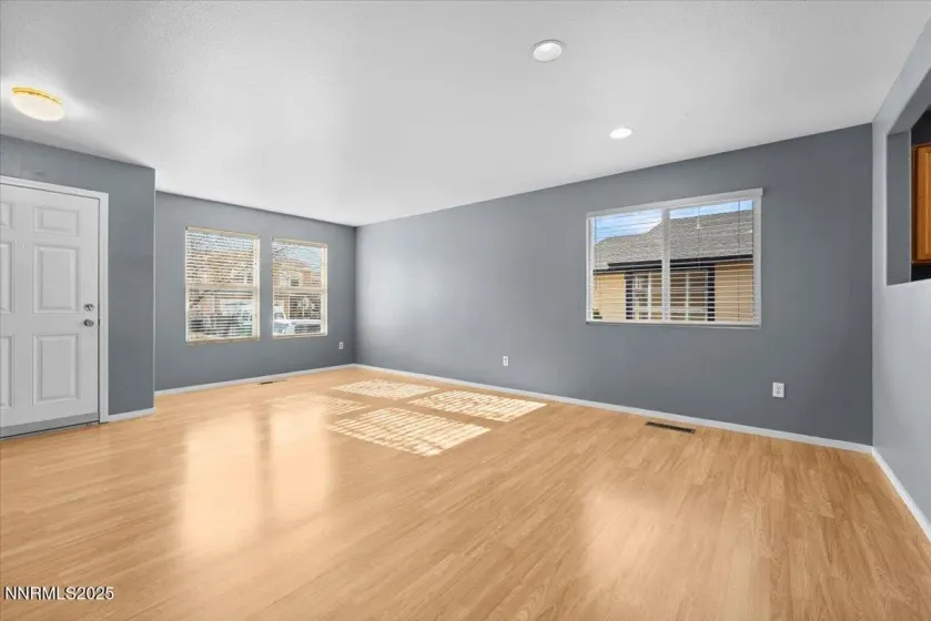 7771 Mariner Cove, Reno, Nevada 89506, 3 Bedrooms Bedrooms, ,2 BathroomsBathrooms,Residential,Residential,Mariner Cove,260000179