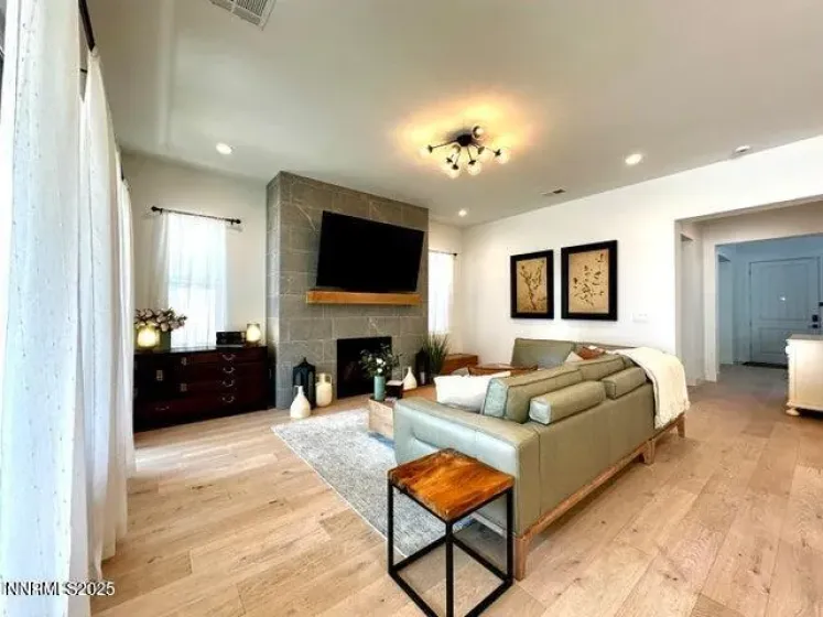 5454 Side Saddle Trl, Reno, Nevada 89511, 4 Bedrooms Bedrooms, ,5 BathroomsBathrooms,Residential,Residential,Side Saddle Trl,260000181